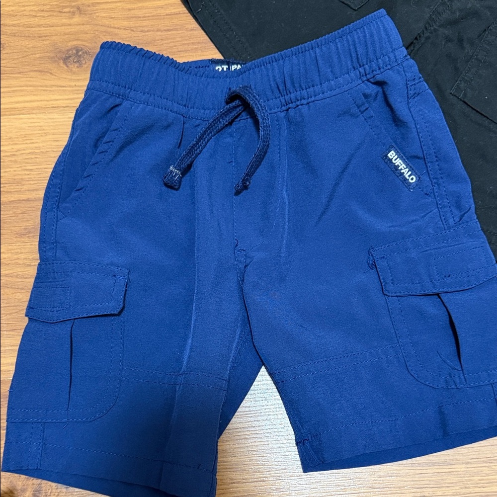 Cat & Jack Boys Shorts Pack - Black, Navy, Gray, Royal Blue - Picture 5 of 6